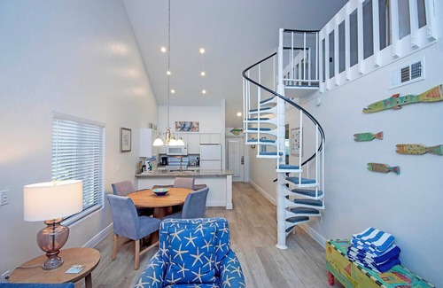 Captiva House | South Seas Beach Cottage 1415: Newly Remodeled Gulf-Front Bliss