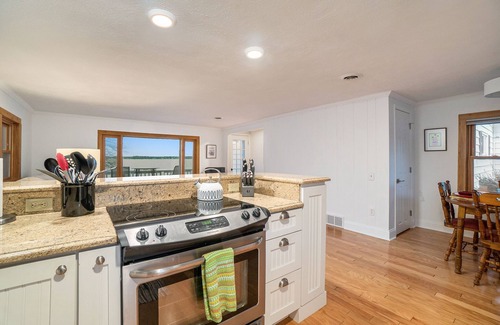 Bear Lake Cottage | South Shore Bear Lake Family Cottage