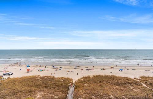 Crescent Beach House | South Shore Villas 605 - Oceanfront - Crescent Beach Section