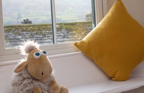 Worton House | South Steps Cottage - Two Bedroom House, Sleeps 4