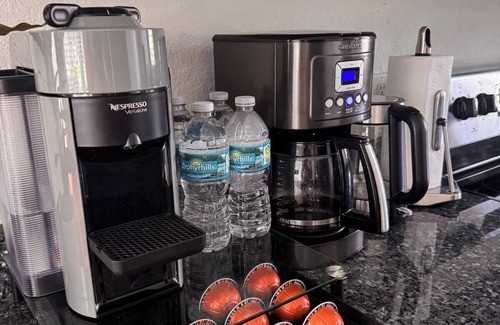 North Hyde Park House | South Tampa Home | Central, Pet-Friendly & Comfy