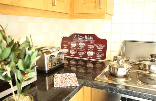 Southampton City Centre Apartment | Southampton Central Apartments | King size bed