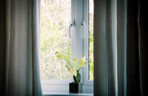 Southampton City Centre Apartment | Southampton Central Apartments | King size bed