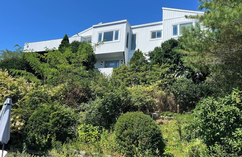 Shinnecock Hills House | Southampton Private Retreat with Ocean Views