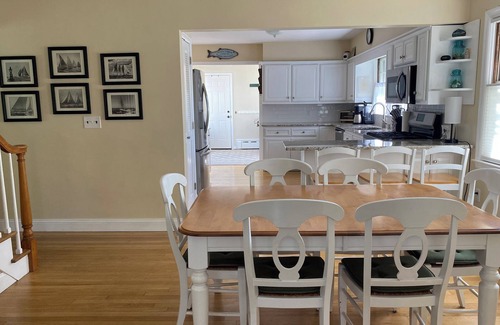 Village of Southampton House | Southampton Village South, less than a mile to the beach