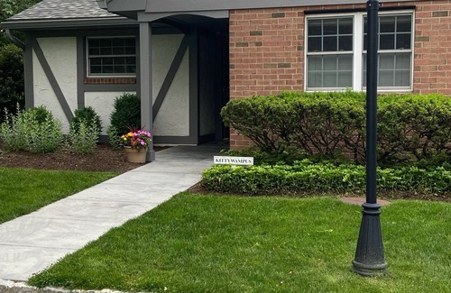 Village of Southampton House | Southampton Village Gem: Shinnecock Open Special
