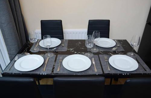 Southampton House | Southampton West With Workspace And Fast Internet
