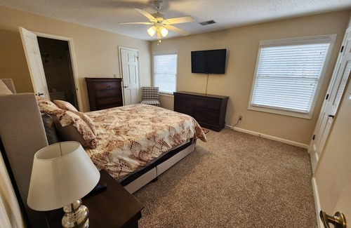 Huntsville House | SOUTHEAST HSV DREAM - 5 MINS FROM DOWNTOWN