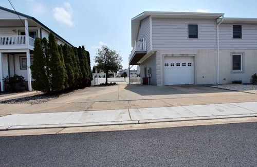 Avalon Condo | Southend, 2 bedroom first floor condo on a quiet street.