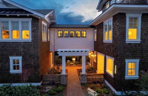 Wilmington Apartment | Southend Serenity - perfect for a romantic getaway or solo retreat.