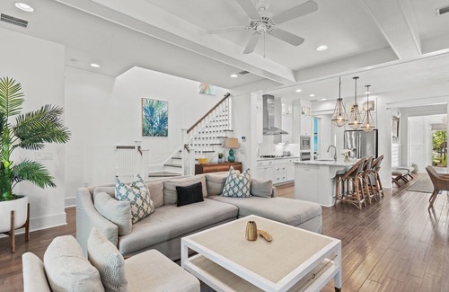 Santa Rosa Beach House | Southern Attitude | 4BR/4.5BA Luxury Home | Golf Cart, Bikes & Resort Pools