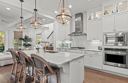 Santa Rosa Beach House | Southern Attitude | 4BR/4.5BA Luxury Home | Golf Cart, Bikes & Resort Pools