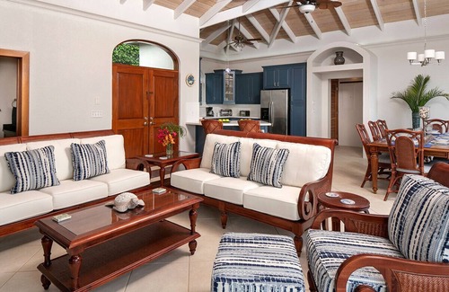 Point Rendezvous Villa | Southern Breeze: Expansive Ocean Views! Amazing Sunrises!