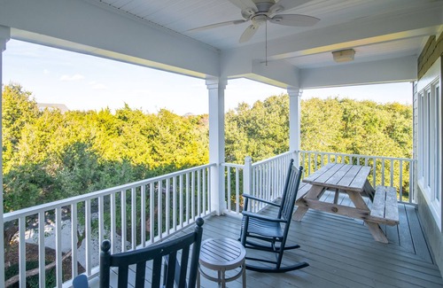 Debordieu Colony House | Southern Breeze OceanView home private DeBordieu Colony with golf cart