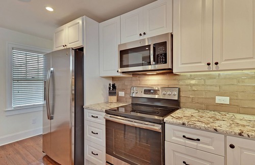 Cannonborough Elliotborough House | SOUTHERN CHARM! DOWNTOWN CHARLESTON - Sleeps 10