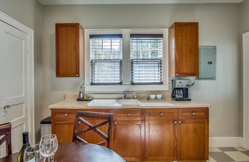 Germantown House | Southern Charm: Minutes away from downtown w/a cozy porch swing