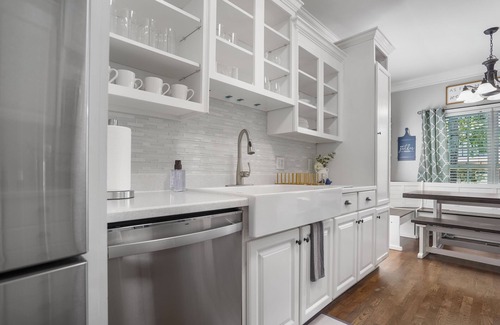 Murfreesboro House | Southern Comfort Getaway Murfreesboro-Sleeps 10
