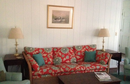 Beaufort House | Southern Comfort: Lowcountry Charm with Extraordinary Marsh Views and Sunsets