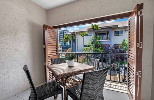 Cairns Apartment | Southern Cross Escape in the City Walk Everywhere