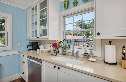 Demere Park House | Southern Living at the Beach Classic Cottage w/Pool & Walkability
