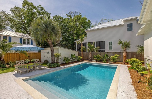 Demere Park House | Southern Living at the Beach Classic Cottage w/Pool & Walkability