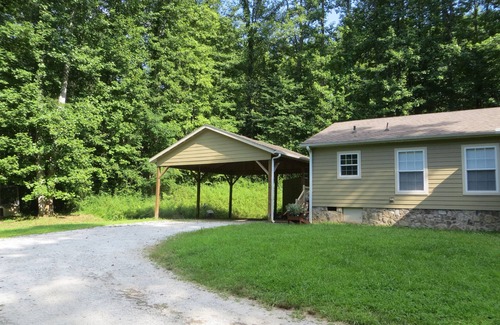 Franklin House | Southern Meadows Cabin Your Mountain Getaway Retreat