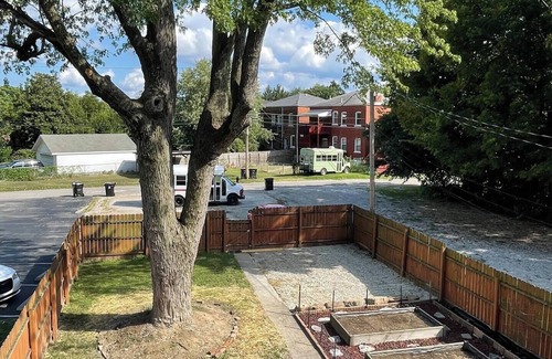 Wilder Park Apartment | Southern Parkway Retreat Near Attractions & Dining