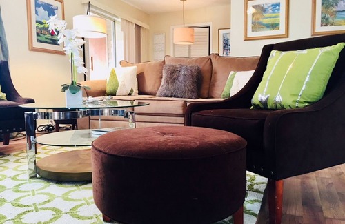 North Charleston Condo | Southern sophistication in the park