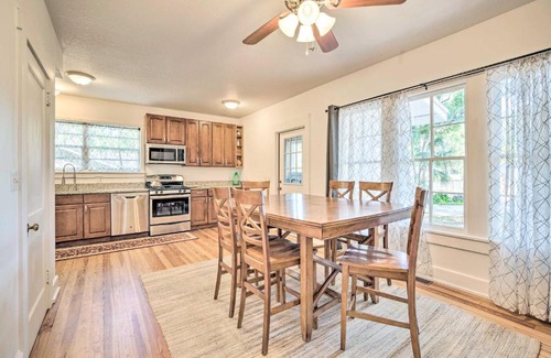 Ocala House | Southern-Style Ocala Home Less Than 1 Mi to Downtown!
