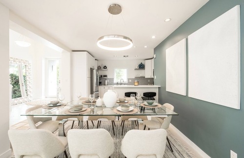 Midtown House | Southernmost Serenity - 3 Bedroom/2.5 Bathroom With Pool & Outdoor Bar