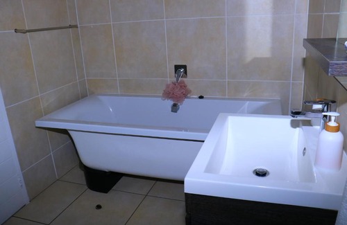 Greater Johannesburg Metropolitan Area House | Southside Nest