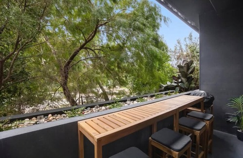 South Yarra Apartment | Southside urban oasis