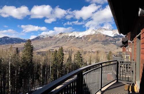 Mountain Village Condo | Southwestern-Style Spacious 4-Bedroom Condo With Amenities