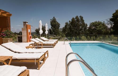 Pacos de Gaiolo Villa | Souto Village - by RowdHouses - Private Pool & Lemon Farm