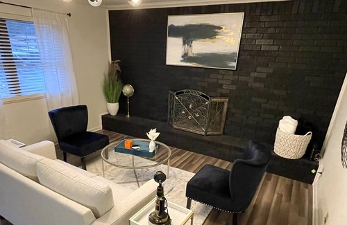 Hot Springs Condo | Spa City Speakeasy - Hot Springs, AR - Off Central Ave