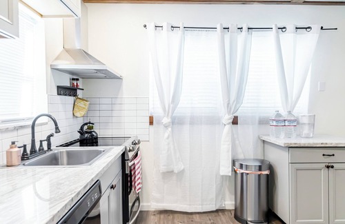 Redding Cottage | Spa-Inspired Luxury Cottage, Heart of Redding & Near Bethel Church
