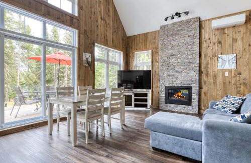 Saint-Michel-des-Saints Ski Chalet | Spa Lakeside & Adventure - Nature Chic