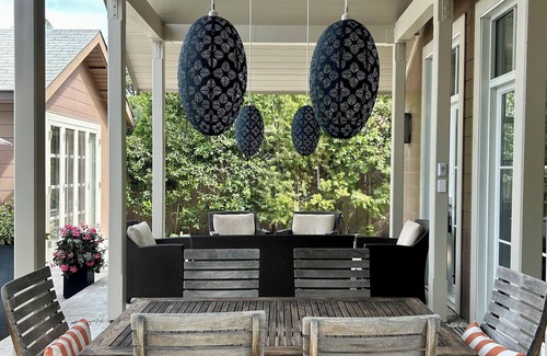 St. Helena House | Spa-Like Paradise Walking Distance To Wineries, Shops, No Final Cleaning Fee