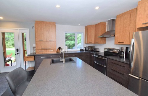 Montpellier Ski Chalet | Spa, Nature, Waterfront - Le Cardinal