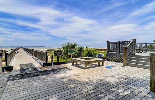 Palmetto Dunes Apartment | Spa on Port Royal Sound 1221