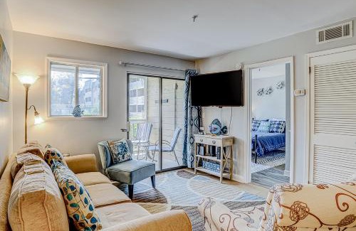 Palmetto Dunes Apartment | Spa on Port Royal Sound 3106