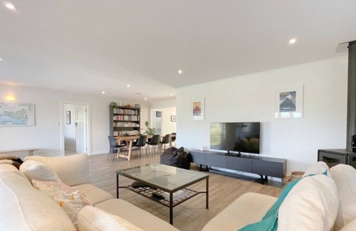 Blackpool House | Spa pool retreat, with everything at your door step, it is your home a way from home.