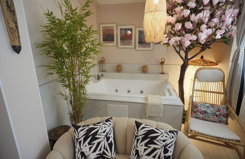 Blois Apartment | Spa sous le Mokuren - Zen getaway in Blois