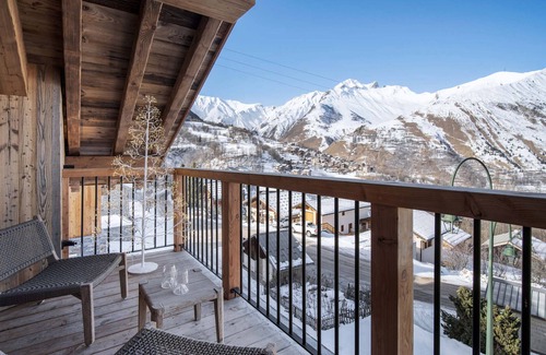Saint-Martin-de-Belleville Ski Chalet | Spacious chalet with Nordic bath, hammam and close to slopes