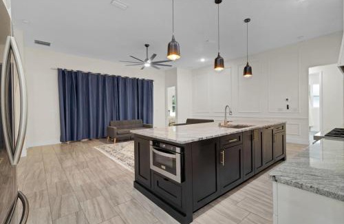 Wedgefield House | SpaceX Backyard