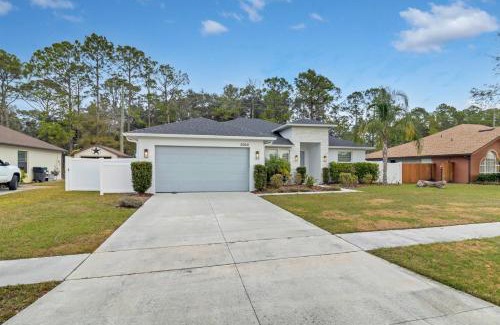 Wedgefield House | SpaceX Backyard