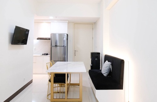 Surabaya Apartment | Spacey And Homey 2Br At Supermall Mansion Apartment