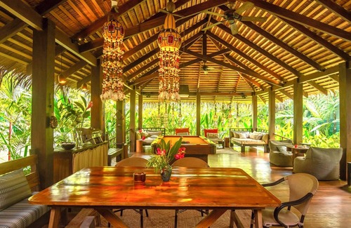 Puerto Viejo de Talamanca Villa | Spacious 5-bedroom villa with 2 pools in Playa Negra Puerto Viejo