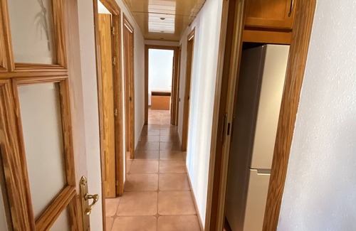 L'Hospitalet de Llobregat Apartment | Spacious Family Suite Holiday Comfy - City Walk