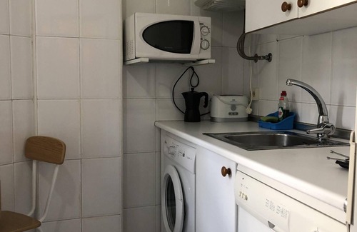 Sallent de Gallego Apartment | Spacious and comfortable apartment in a pedestrian plaza